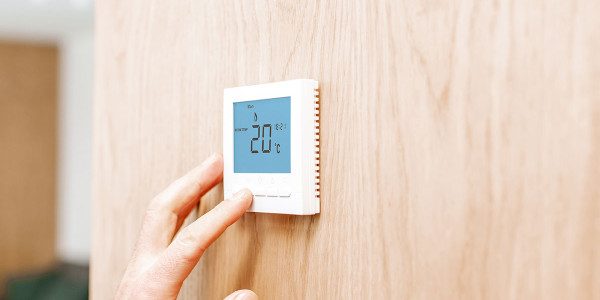 Rehabilitación / Reformas de Casas Yélamos de Arriba · Instalación de Sistemas Climatización y Aire Acondicionado
