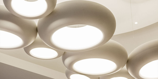Rehabilitación / Reformas de Casas Yélamos de Arriba · Instalaciones Eléctricas e Iluminación